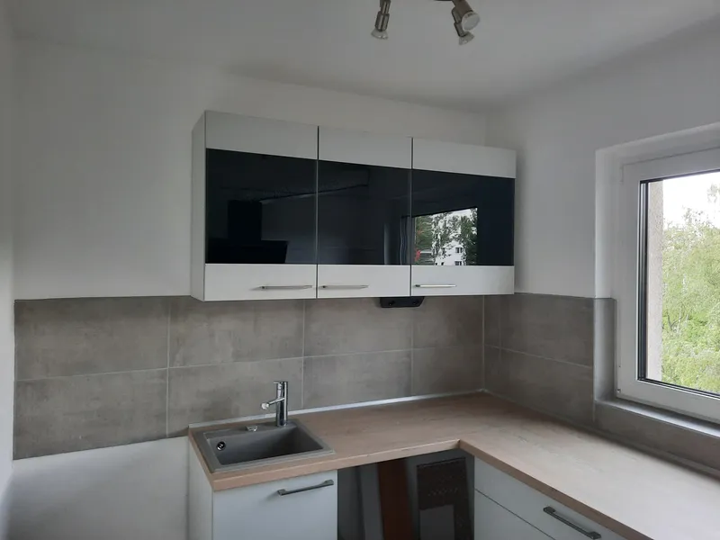 Zwei Zimmer in Berlin: Helle Wohnung mit Balkon in Marienfelde — photo 1